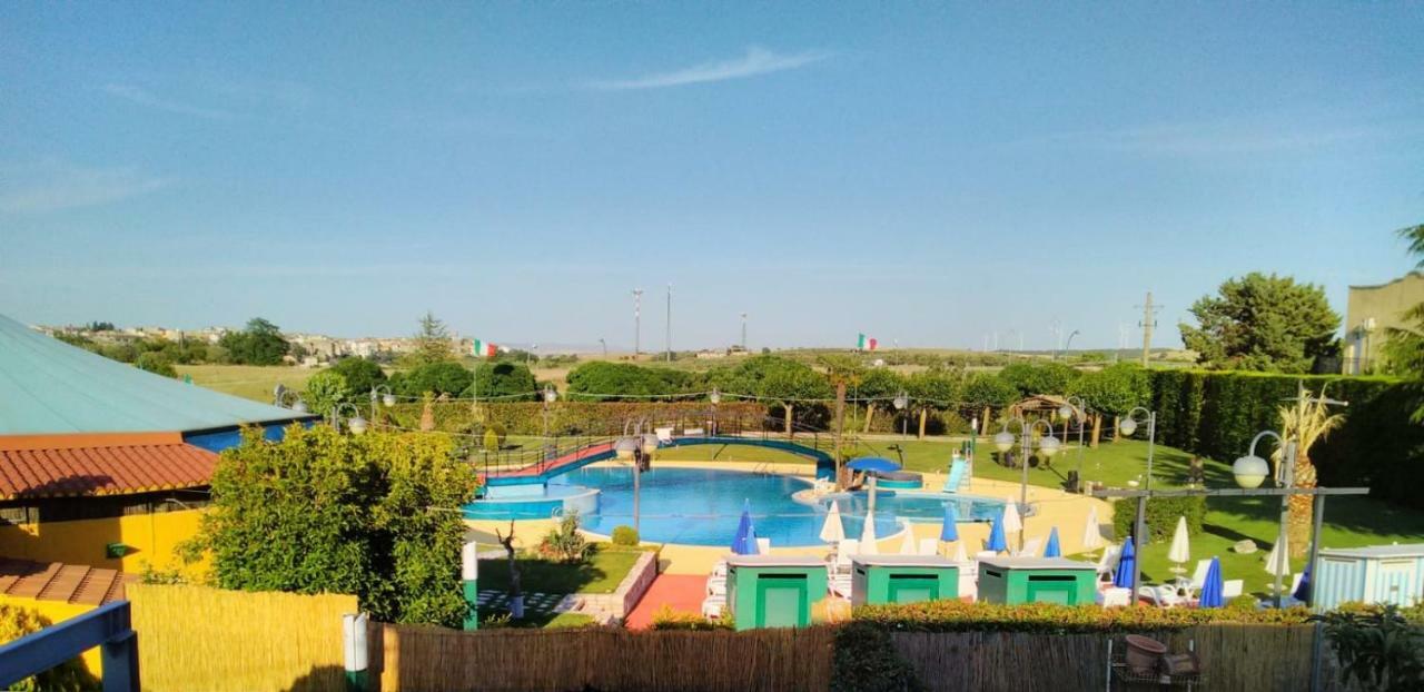 Latorraca Hotel Palazzo San Gervasio ภายนอก รูปภาพ