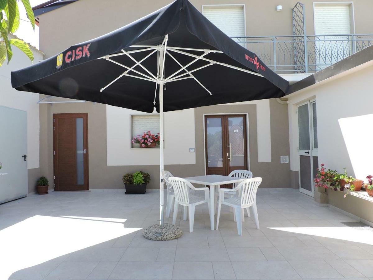 Latorraca Hotel Palazzo San Gervasio ภายนอก รูปภาพ
